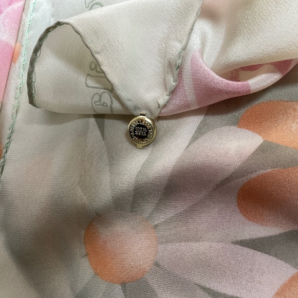 MILA SCHÔN Women's 100% Silk Scarf LUXURY Gray Pink Floral Logo EUC - Picture 5 of 7